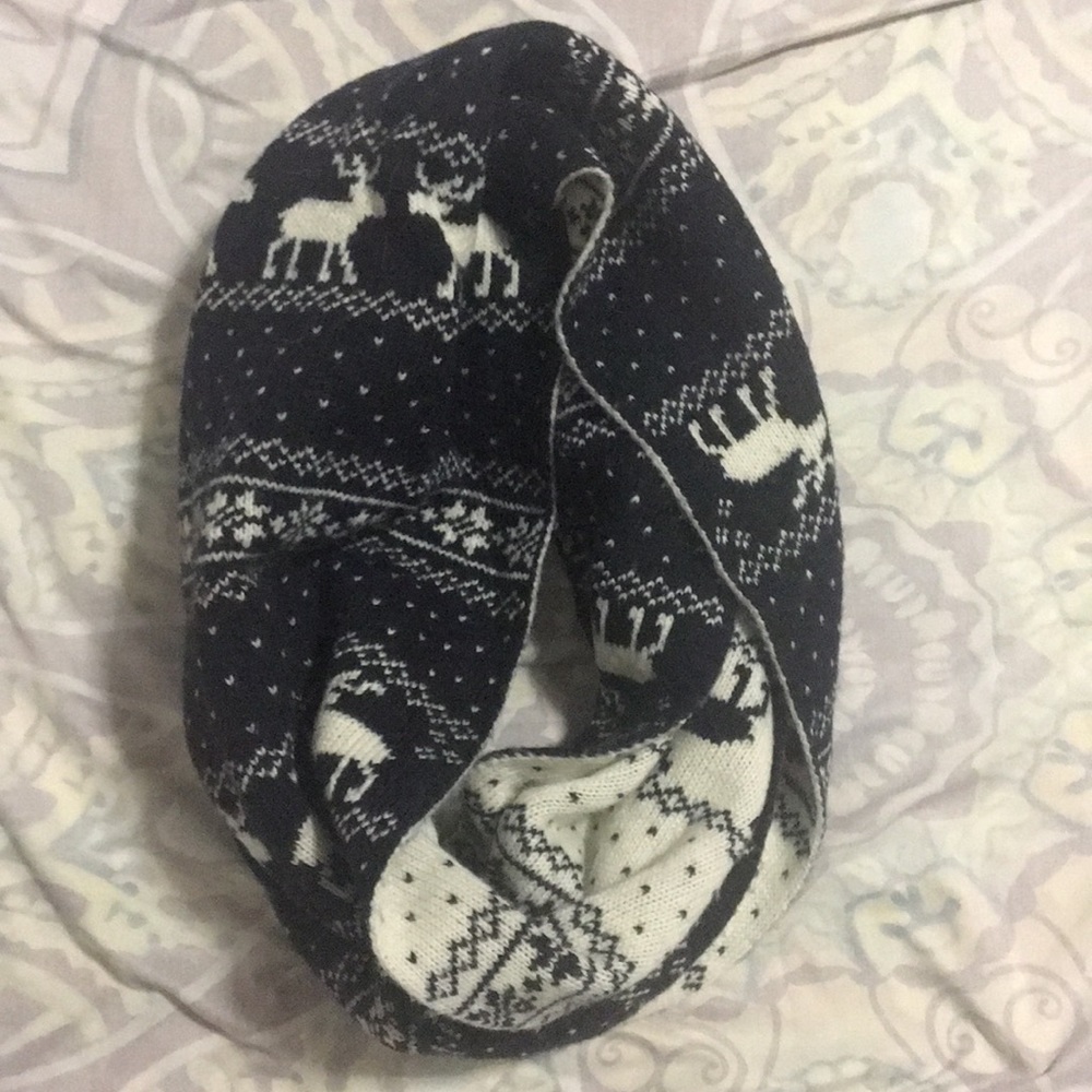Two tone infinity scarf